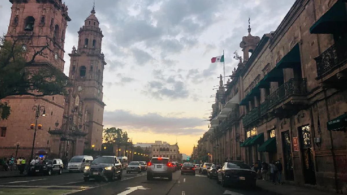 Por alta concentración de gente, cerrarían Centro Histórico de Morelia