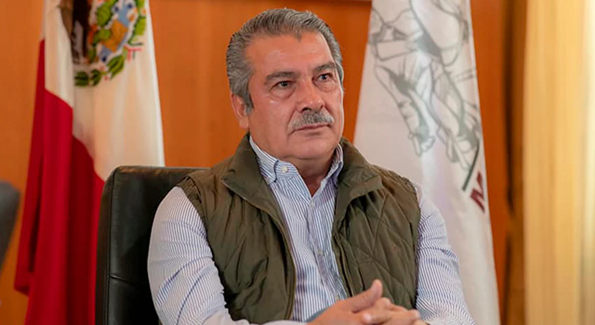 Primera encuesta de aspirantes en Morena, da ventaja a Raúl Morón