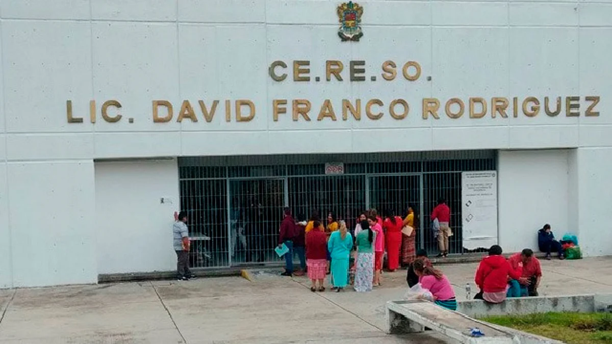 En Ceresos del estado, 50 recluidos por feminicidio (Foto: archivo)