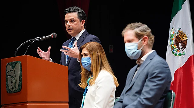 Con ello, se pretende "mejorar los procesos para reducir el tiempo de espera de una respuesta o la realización de un trámite", enfatizó (Foto Cortesía)