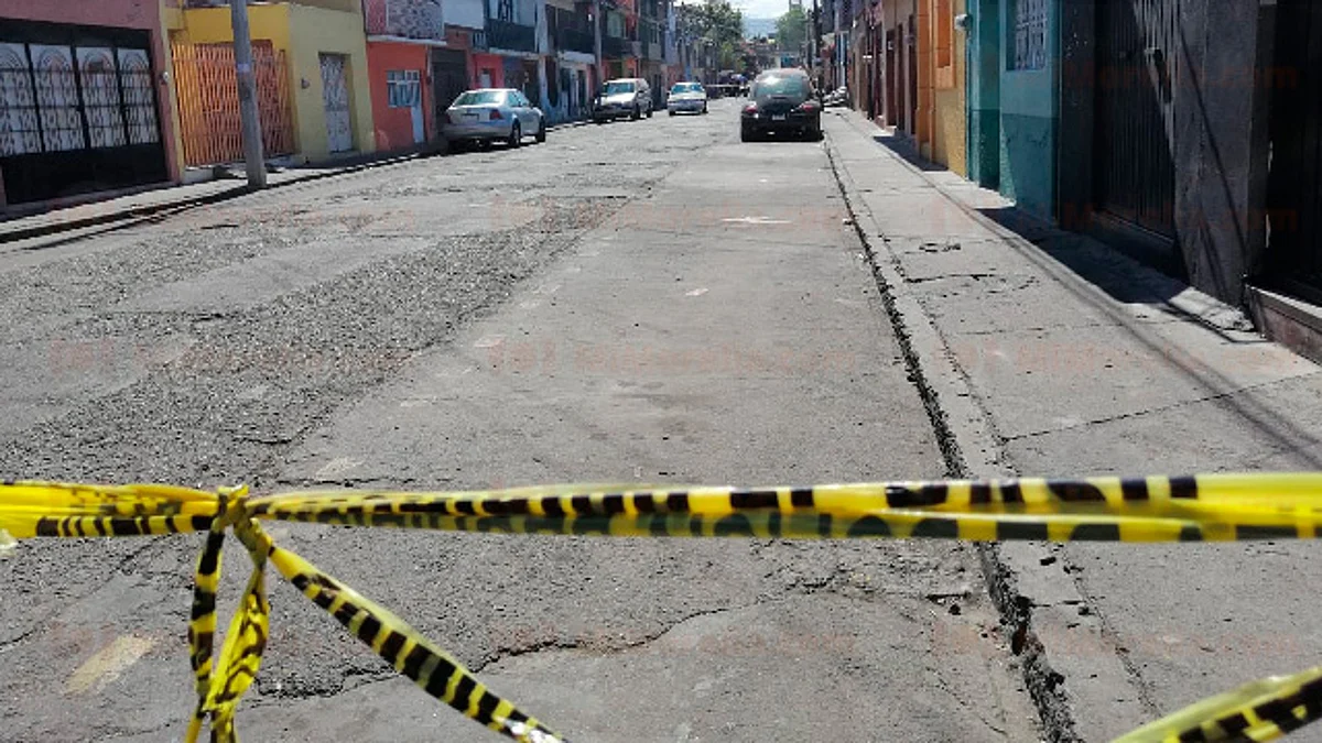 Asesinan a balazos a automovilista, en Morelia