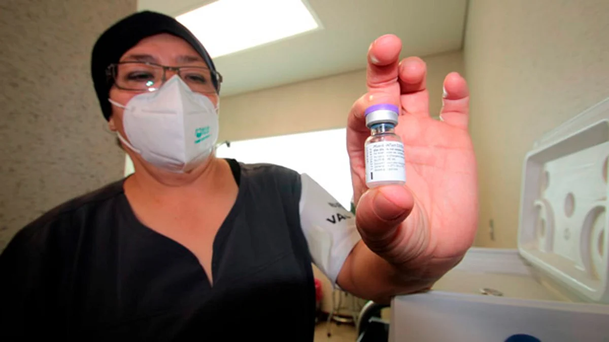 Embarque de vacunas de Pfizer se reducirá al 50%: AMLO