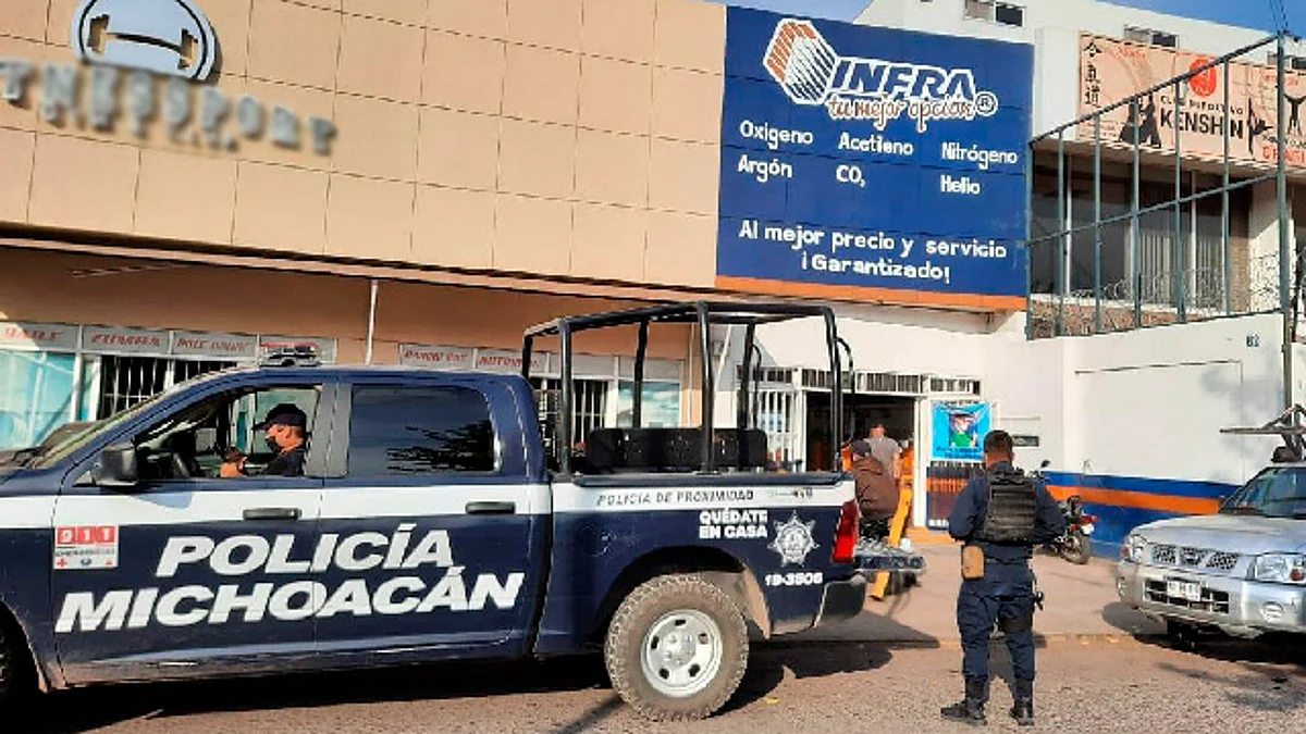 Vigilan establecimientos de venta de oxígeno medicinal en Michoacán