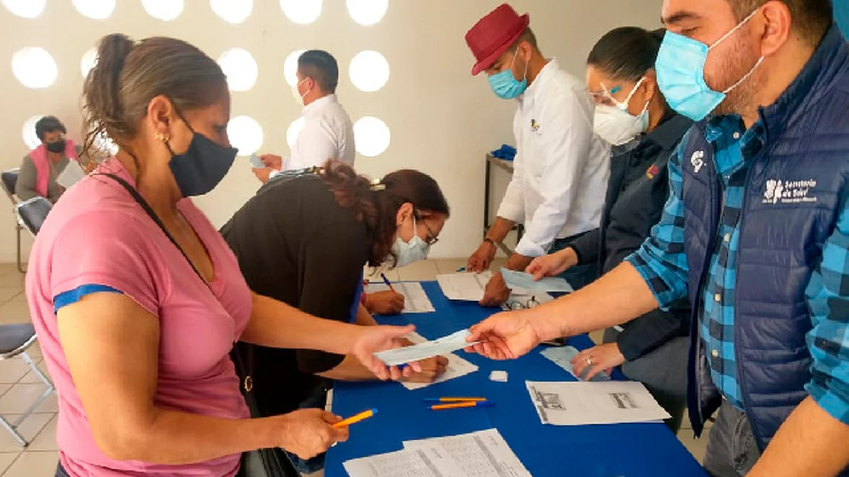 Entrega SSM estímulos por más de 1 mdp a Auxiliares de la Salud