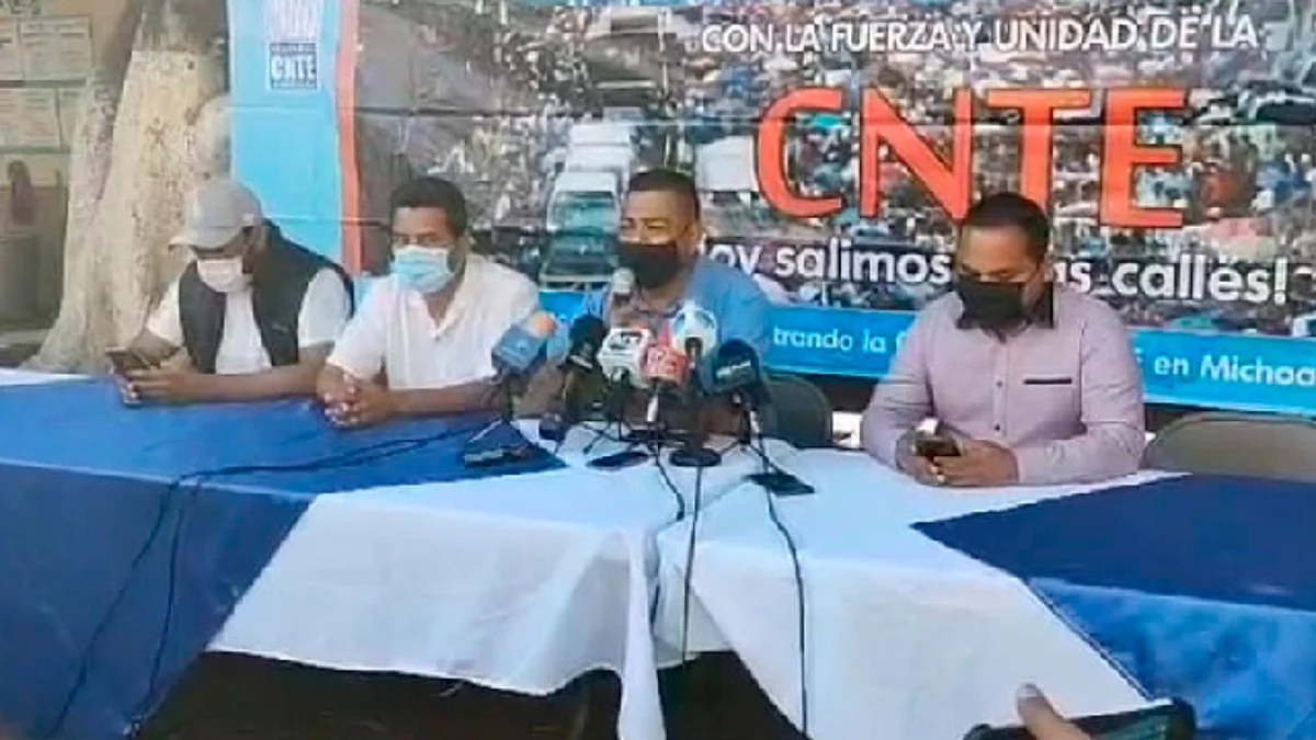 Con caravana, CNTE exigirá contratación inmediata de normalistas
