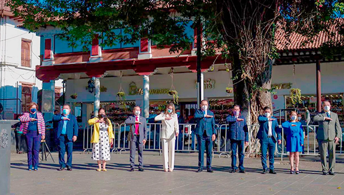 Conmemoran en Uruapan aniversario de las Constituciones de 1857 y 1917