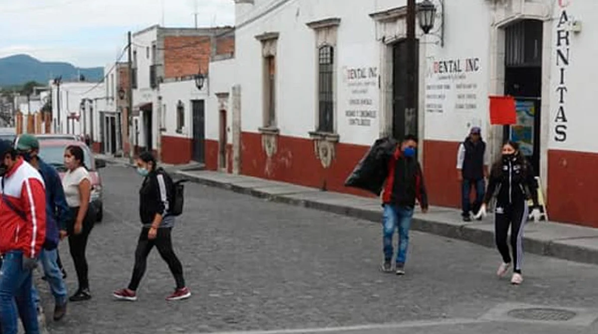 Los números oficiales que se manejan no son correctos debido a que los familiares de los pacientes han reportado las defunciones por otra causa, aseguran (Foto Facebook: @CuitzeooMichoacan)