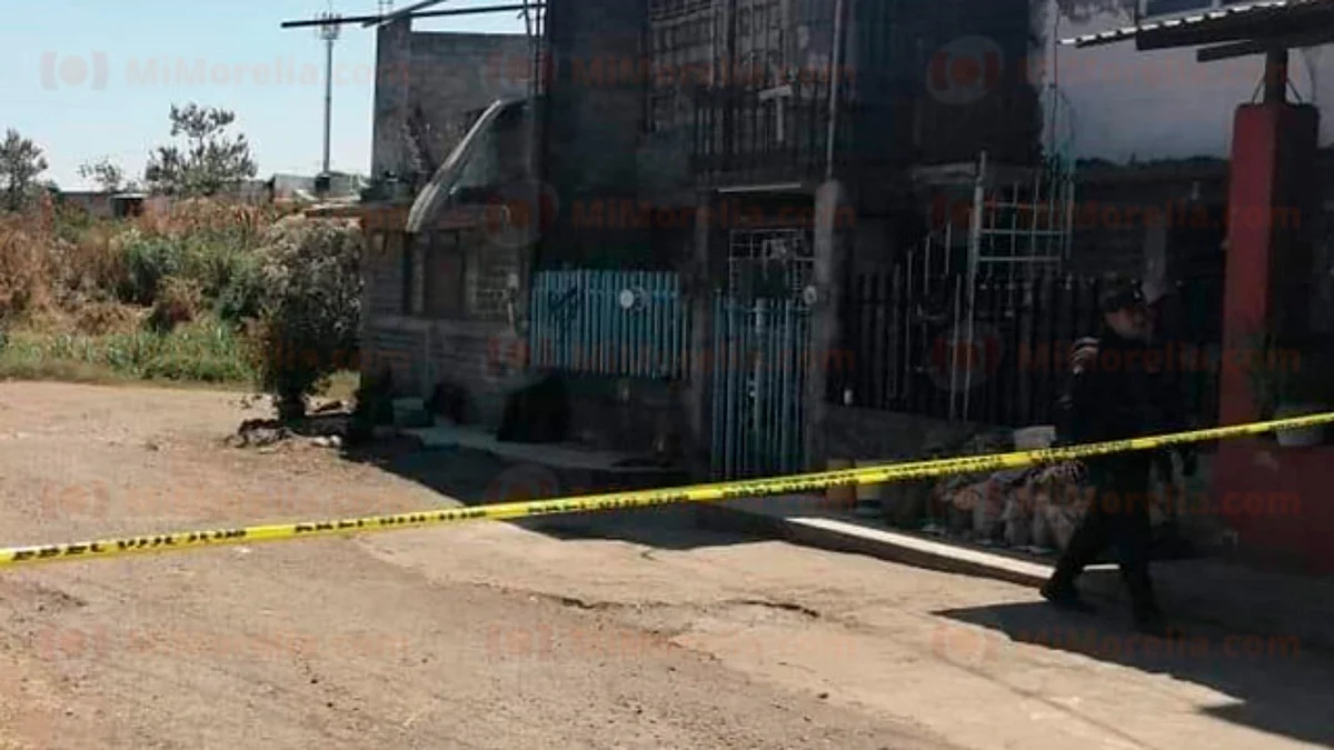 Asesinan a balazos a policía municipal en Apatzingán