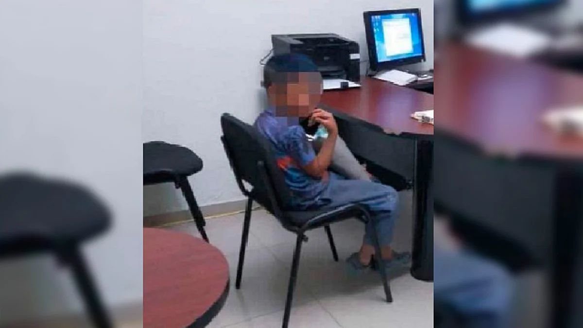 El niño no se percató que su mamá se fue (Foto: Unidad de Protección a la Mujer de la Policía Estatal)