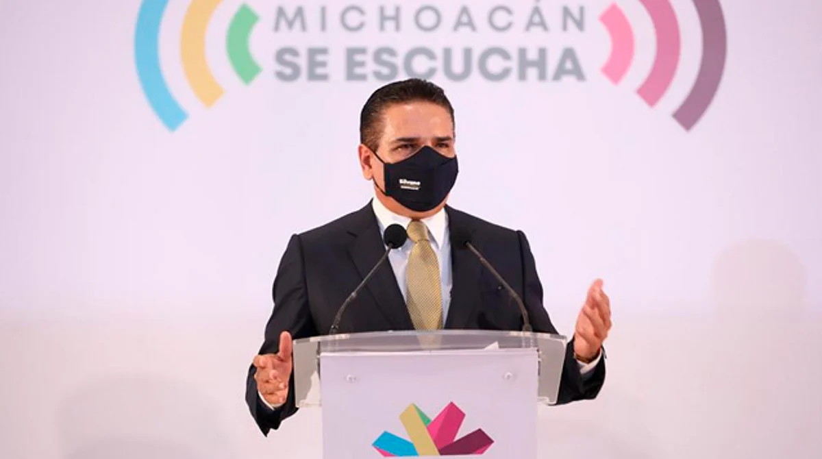 Urge Silvano a no bajar la guardia contra el Covid, que ha matado a 200 mil mexicanos