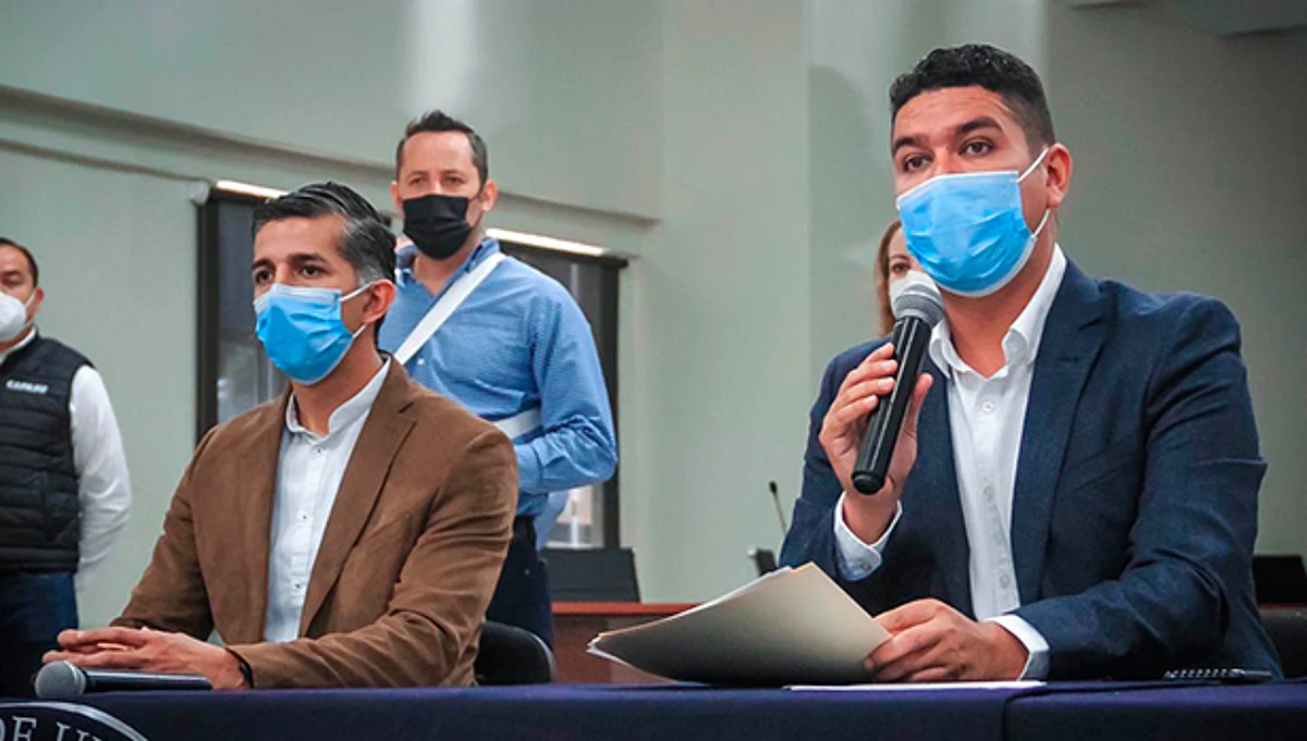 Vacunación contra Covid-19 inicia 3 de marzo en 8 centros de Uruapan