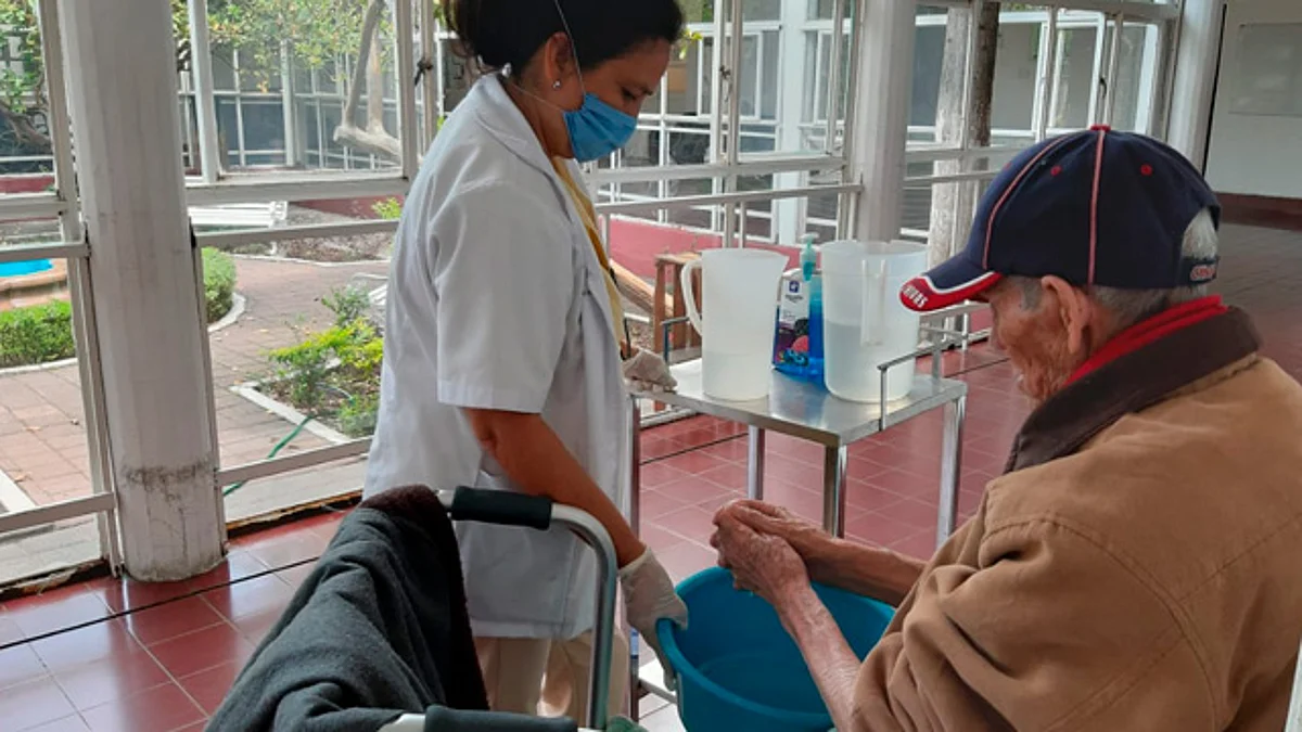 El asilo Miguel Hidalgo tiene actualmente 24 residentes y un personal conformado por 20 personas (Foto Cortesía)