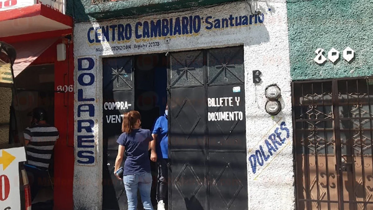 Hombres asaltan a mano armada casa de cambio en Morelia