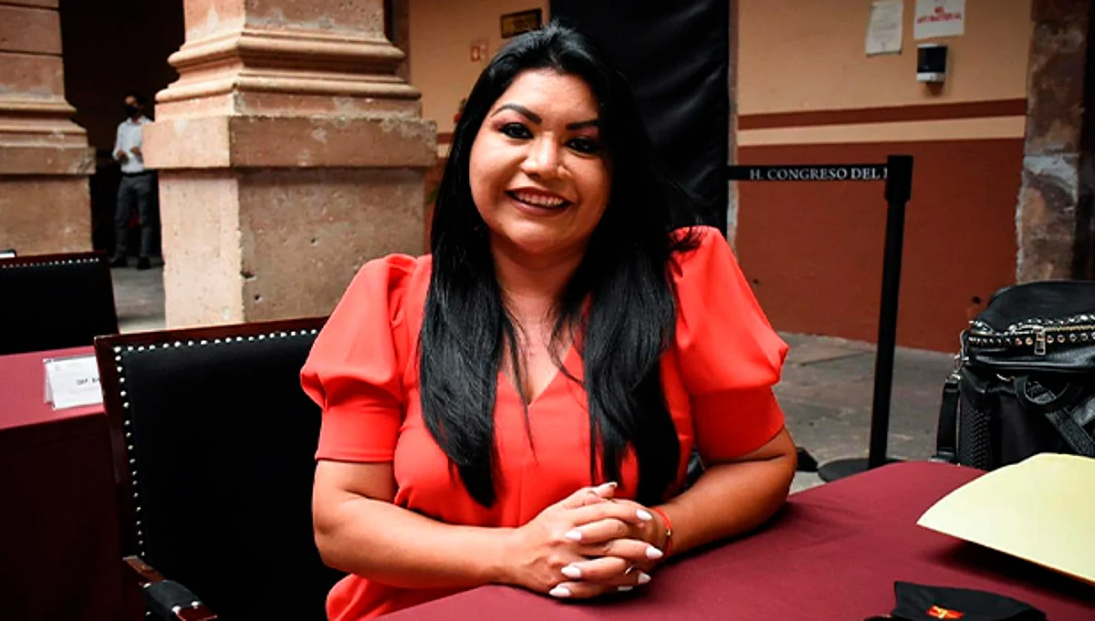 Las y los petistas nos hemos caracterizado por trabajar dentro del marco legal, no permitiremos que se violente la Ley, señaló la diputada (Foto Cortesía)