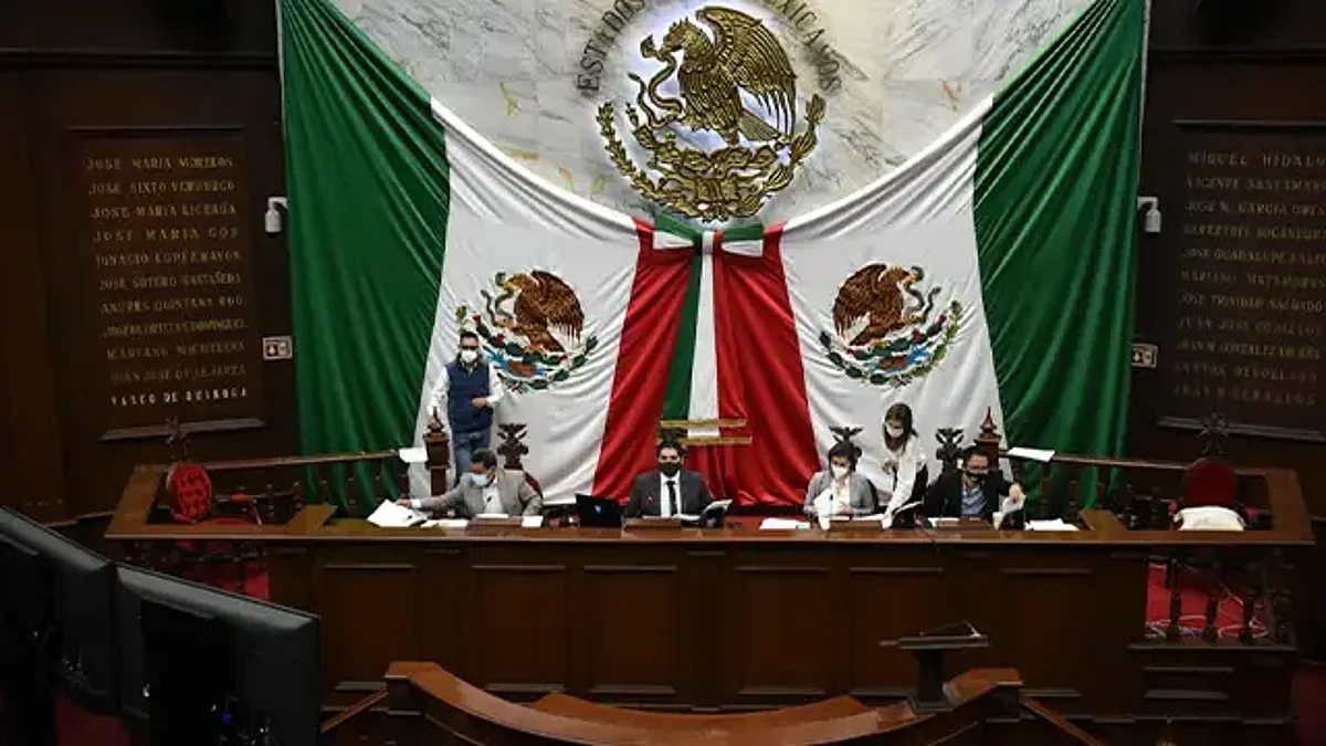 Aprueba Congreso de Michoacán glosas del V Informe de Gobierno