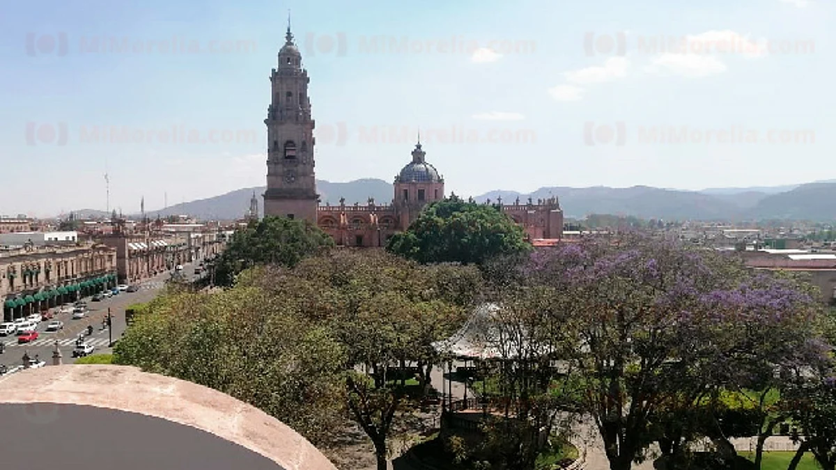 Morelia con cielo despejado y temperatura máxima de 31°C