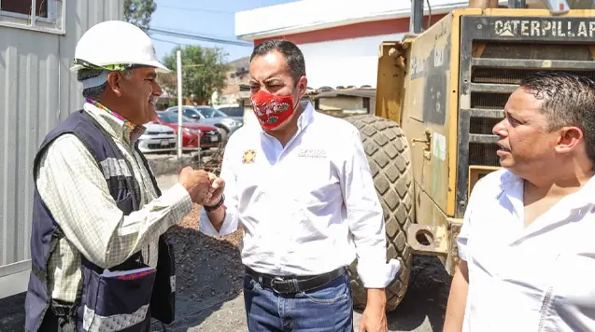 Carlos Herrera reconoce labor de trabajadores de la construcción