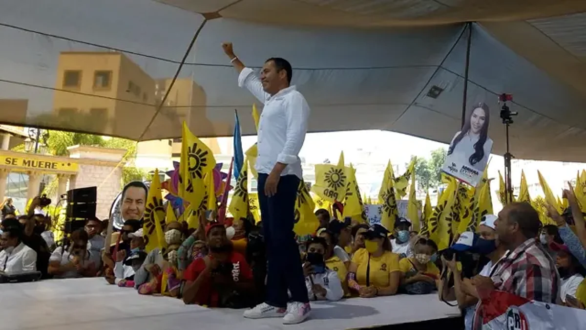 Carlos Herrera invita a candidata de MC a unirse a su proyecto