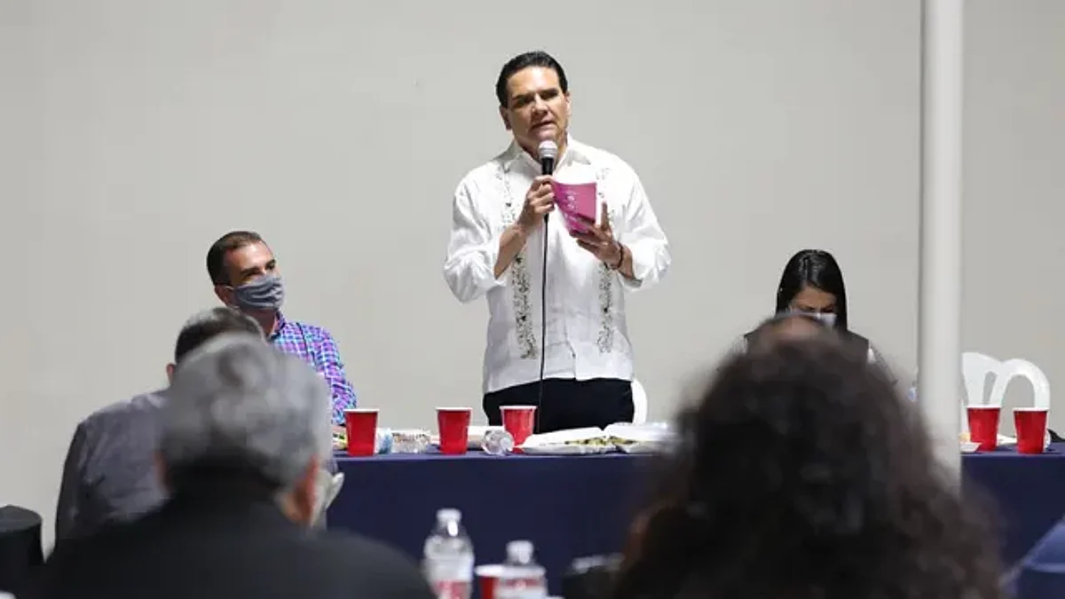 Acuerdan Silvano y migrantes, blindar Palomas Mensajeras