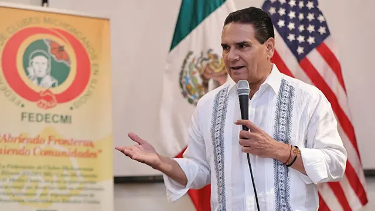 Preparan Silvano y migrantes convenio para asegurar continuidad de Casas Michoacán en EU