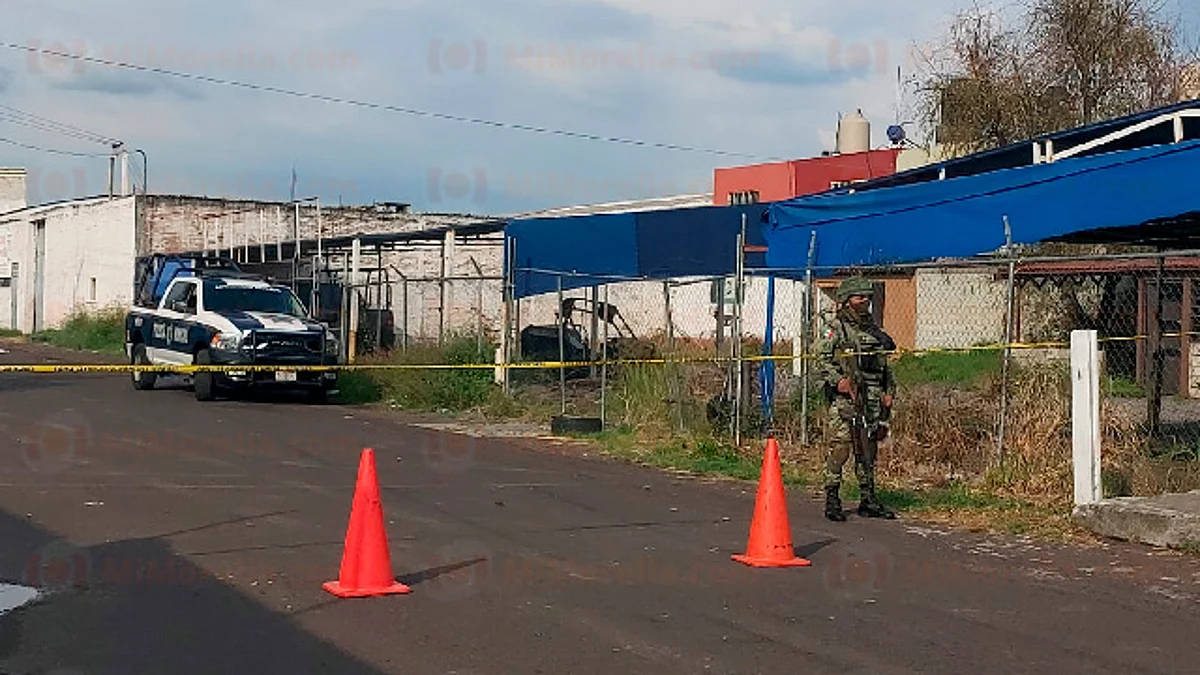 Localizan en un inmueble de Morelia una patrulla clonada del Ejército