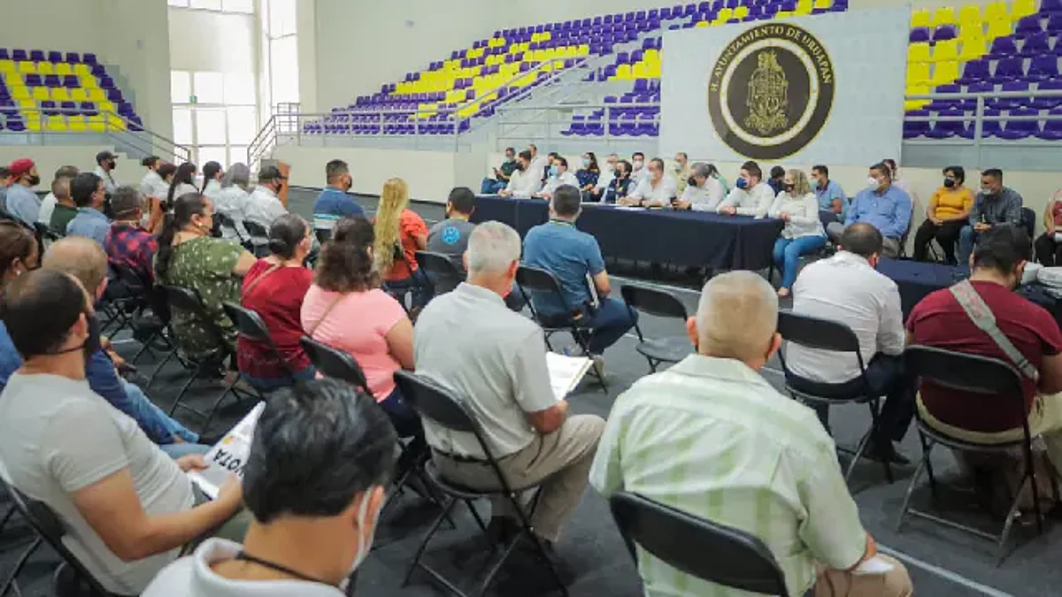 Llama Uruapan a personas de 30 a 39 años a vacunarse contra Covid-19