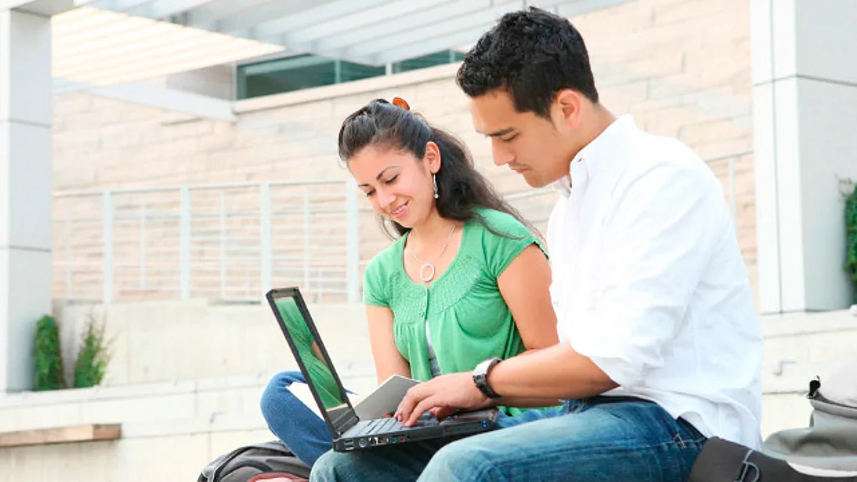 En Feria de Empleo para Jóvenes e Inclusión Laboral, 900 vacantes disponibles