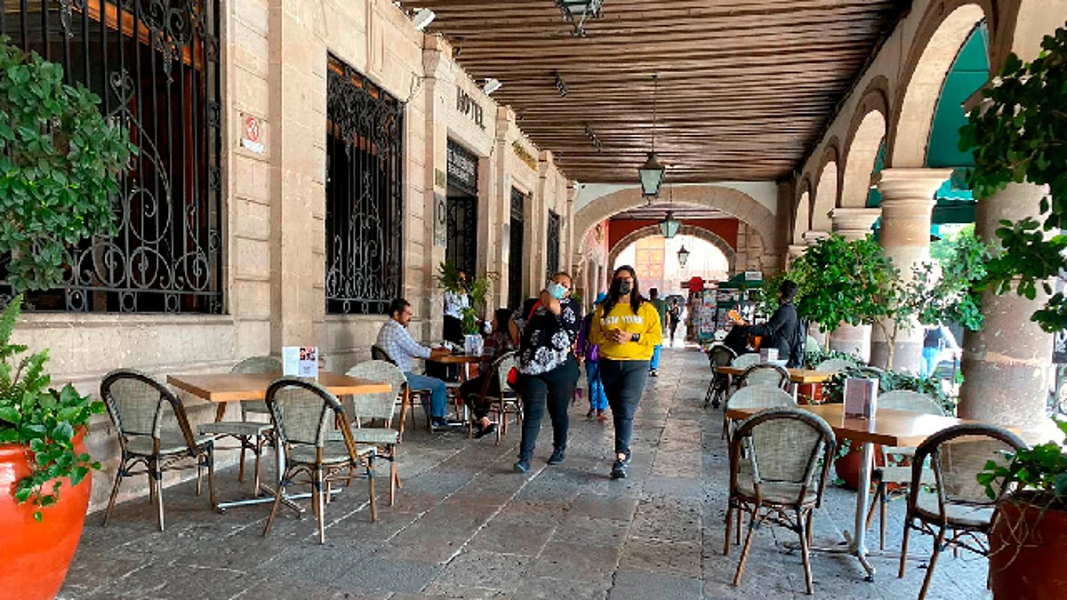 De no respetar medidas restrictivas, se cerrarían negocios en Morelia