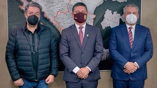 Rector y gobernador gestionan recursos extraordinarios para la UMSNH