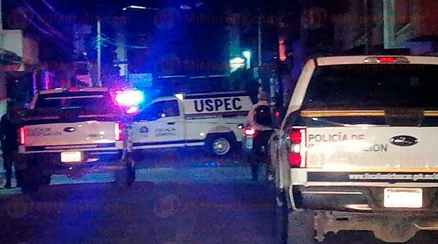 Hallan vecinos a hombre asesinado a balazos, en Morelia