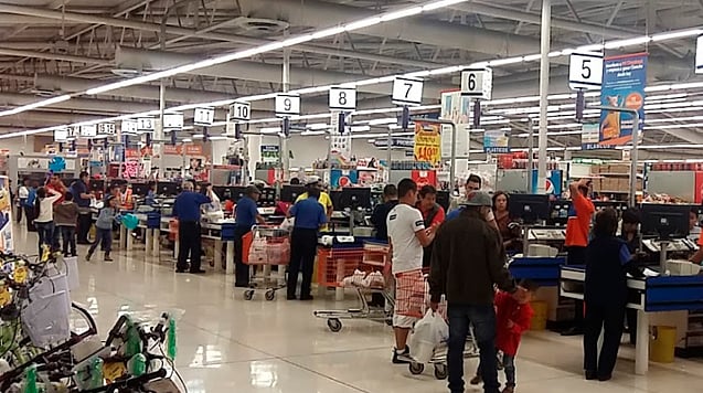 Walmart en Morelia reporta de los precios más bajos de la canasta