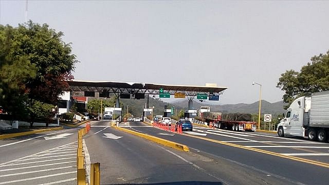 Buscan tipificar como delito el daño a vías de comunicación en Michoacán
