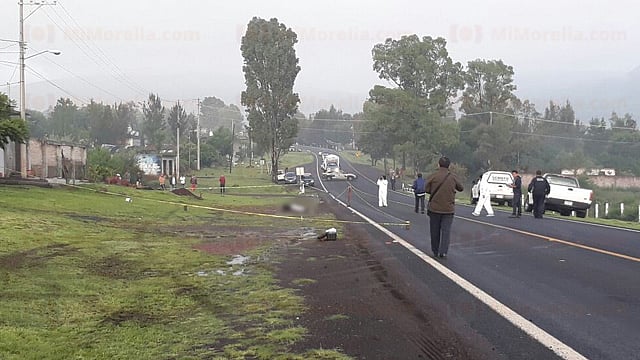 Fallece atropellado en carretera MoreliaQuiroga