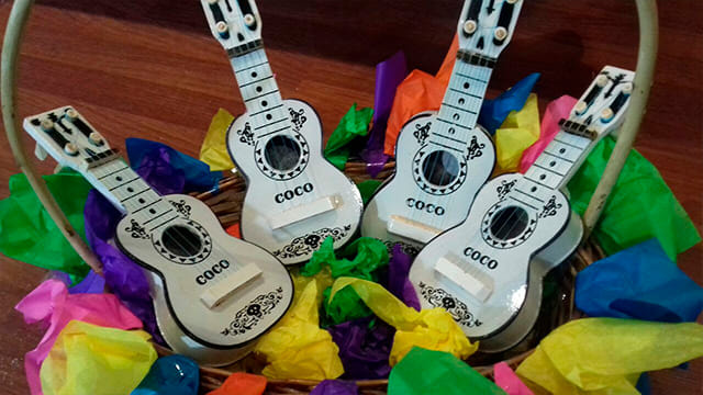 Proyectarán película Coco durante homenaje al creador de la guitarra