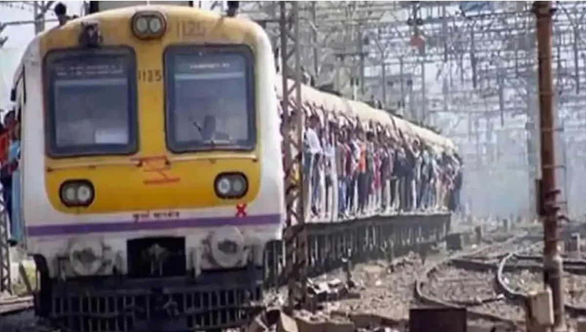 Mumbai Local प्रवासाबद्दल BMC ने दिली महत्वाची माहिती, लवकरच निर्णय घेतला जाणार?