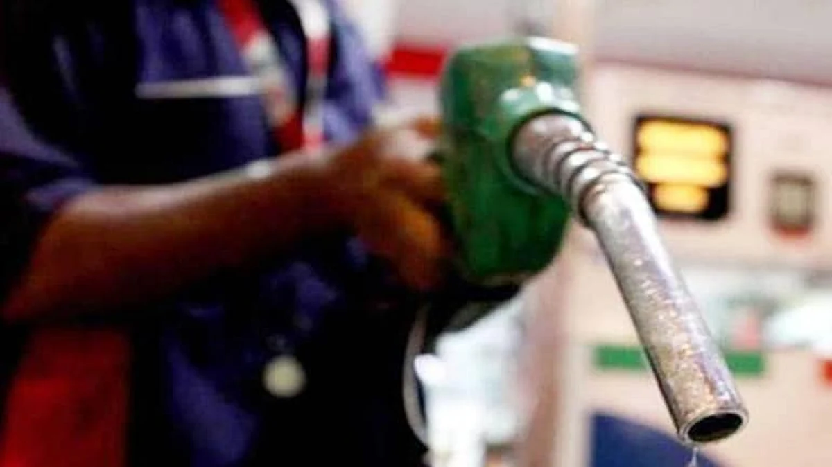 petrol-diesel price today : मुंबईत पेट्रोल-डिझेलचे दर भिडले गगनाला!