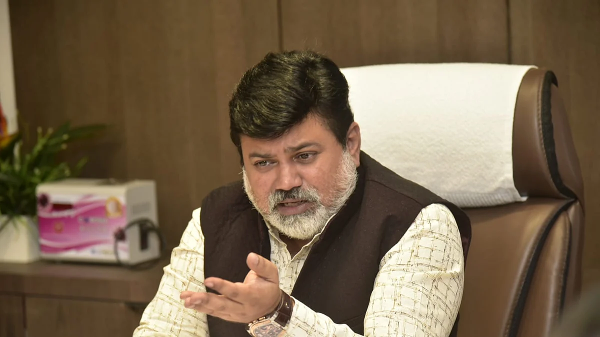 'मी गुवाहाटीला गेलो ही अफवा', शिवसेना नेते उदय सामंत महाराष्ट्रातच