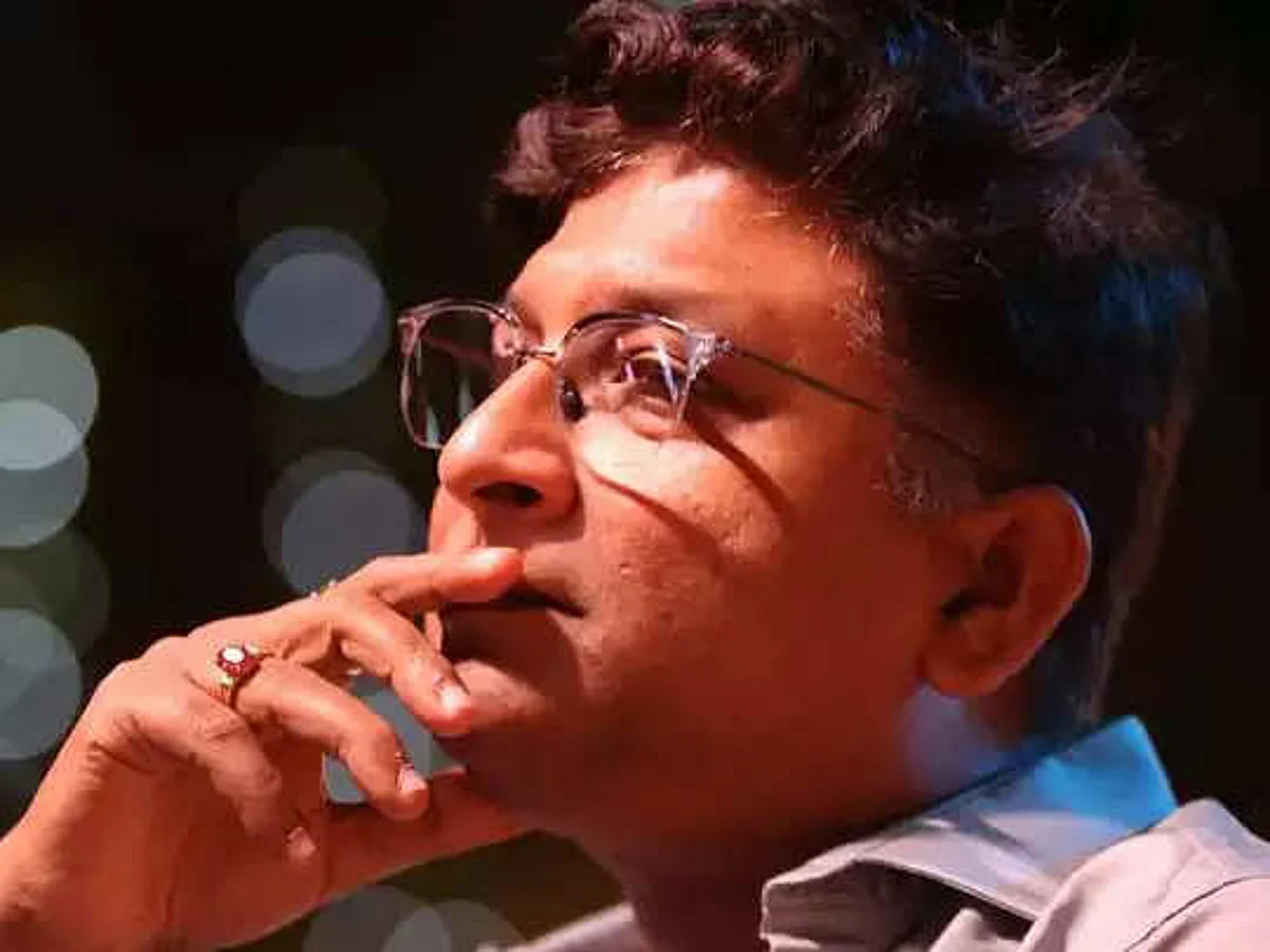 नेत्यांच्या मागे गर्दी असते, त्यांना लॉकडाऊनचा नियम नाही?; केदार शिंदे यांचा सवाल