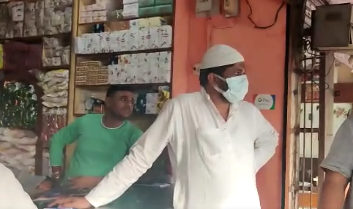 बच्चू कडू यांनी वेष बदलून केली छापेमारी