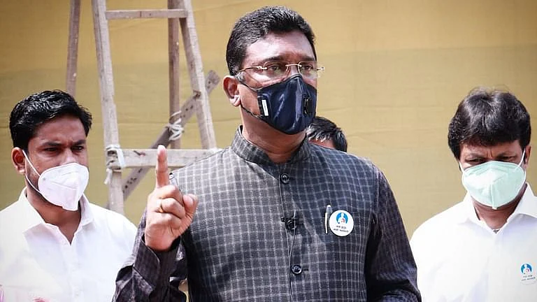 आमदार प्रताप सरनाईक