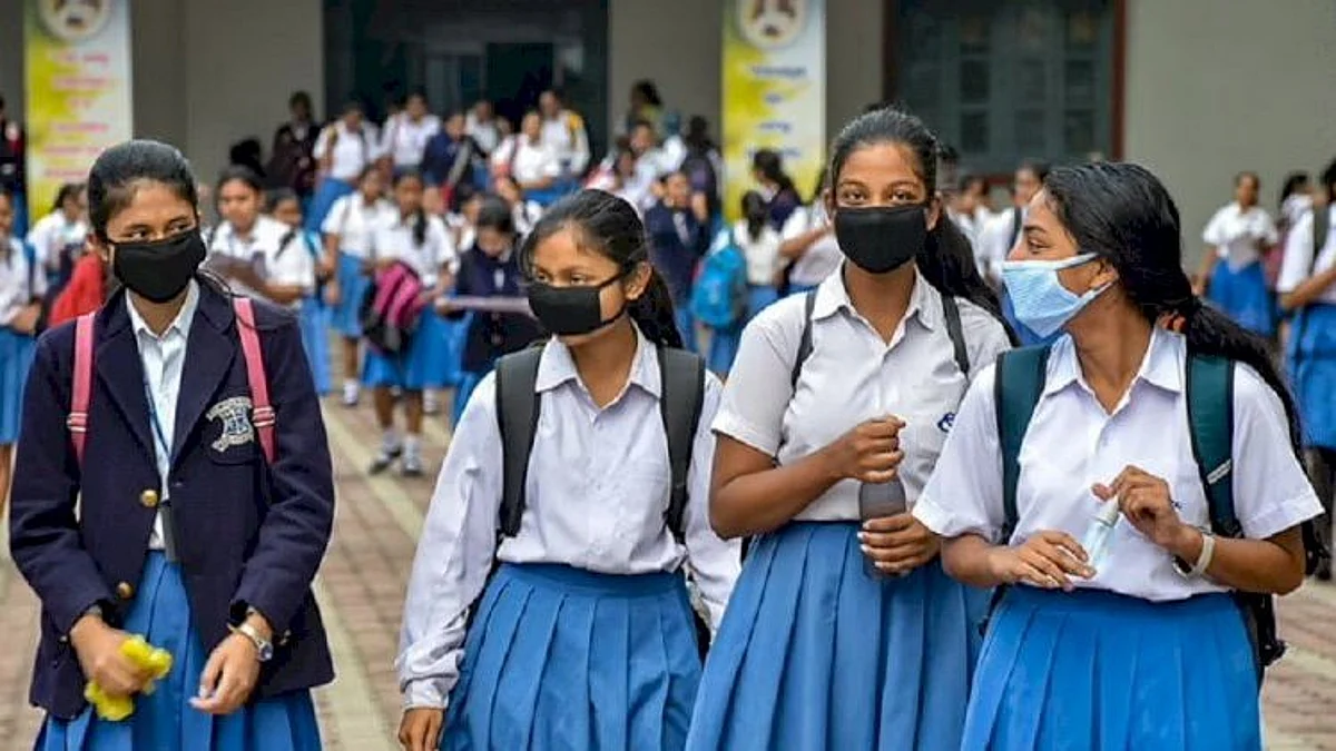 Schools Reopen : महाराष्ट्रातील शाळा 17 ऑगस्टपासून उघडणार, सरकारने दिल्या सूचना
