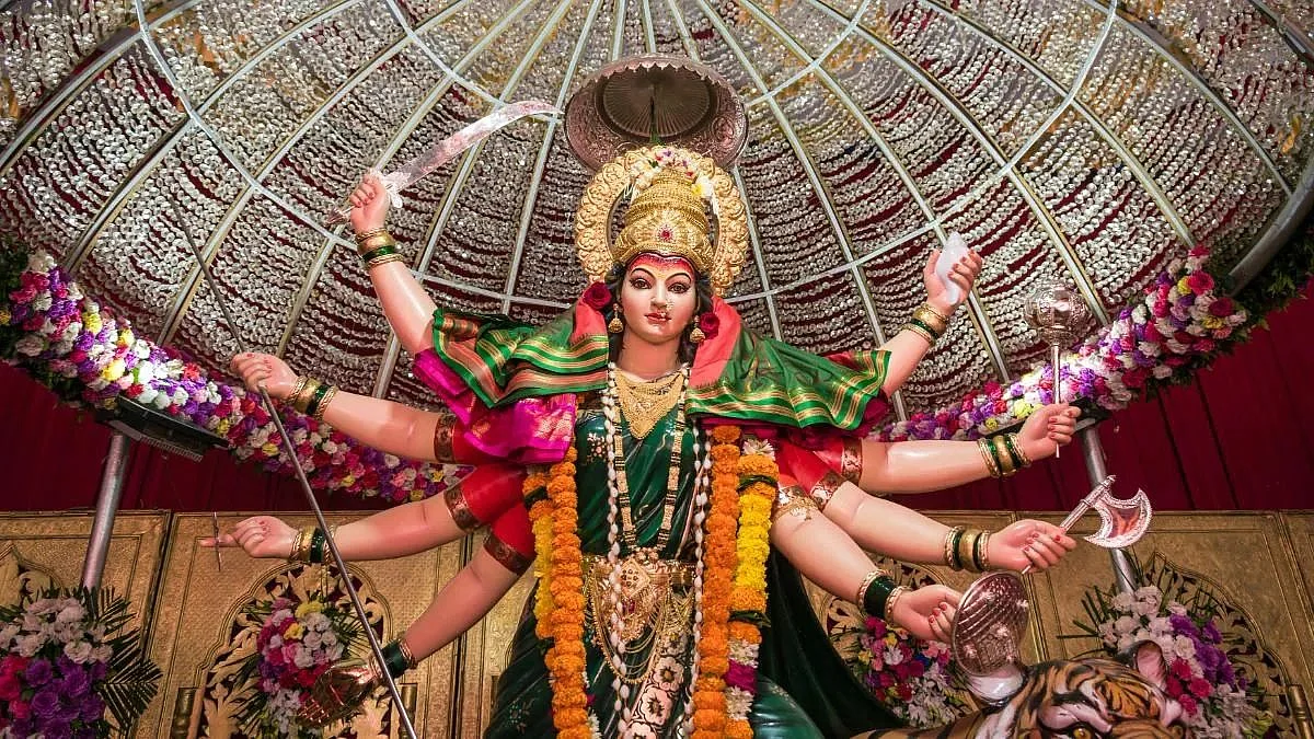 नवरात्रोत्सव साजरा करण्यासाठी ११ नियमांची करावी लागणार पूर्तता; BMC ने जाहीर केली नियमावली