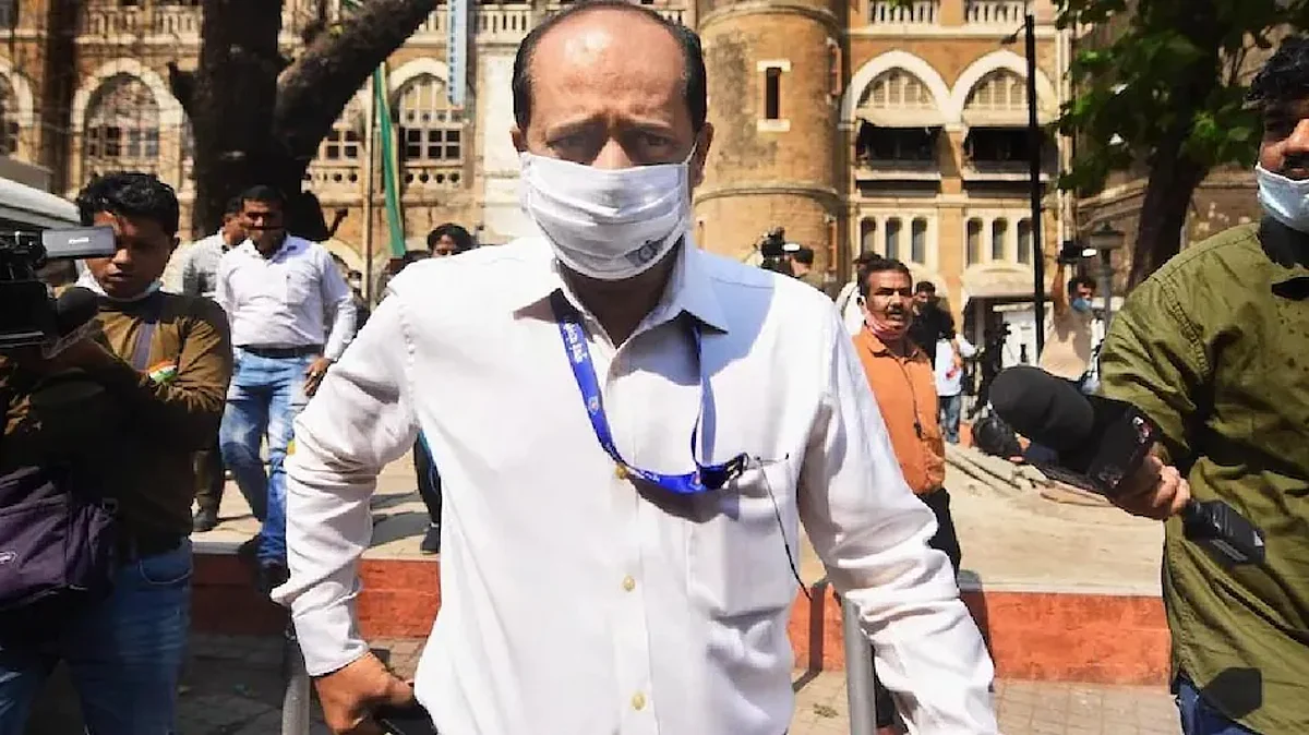 Anil Deshmukh money laundering case Sachin Waze Declared Amnesty Witness and Ready to information About Anil Deshmukh