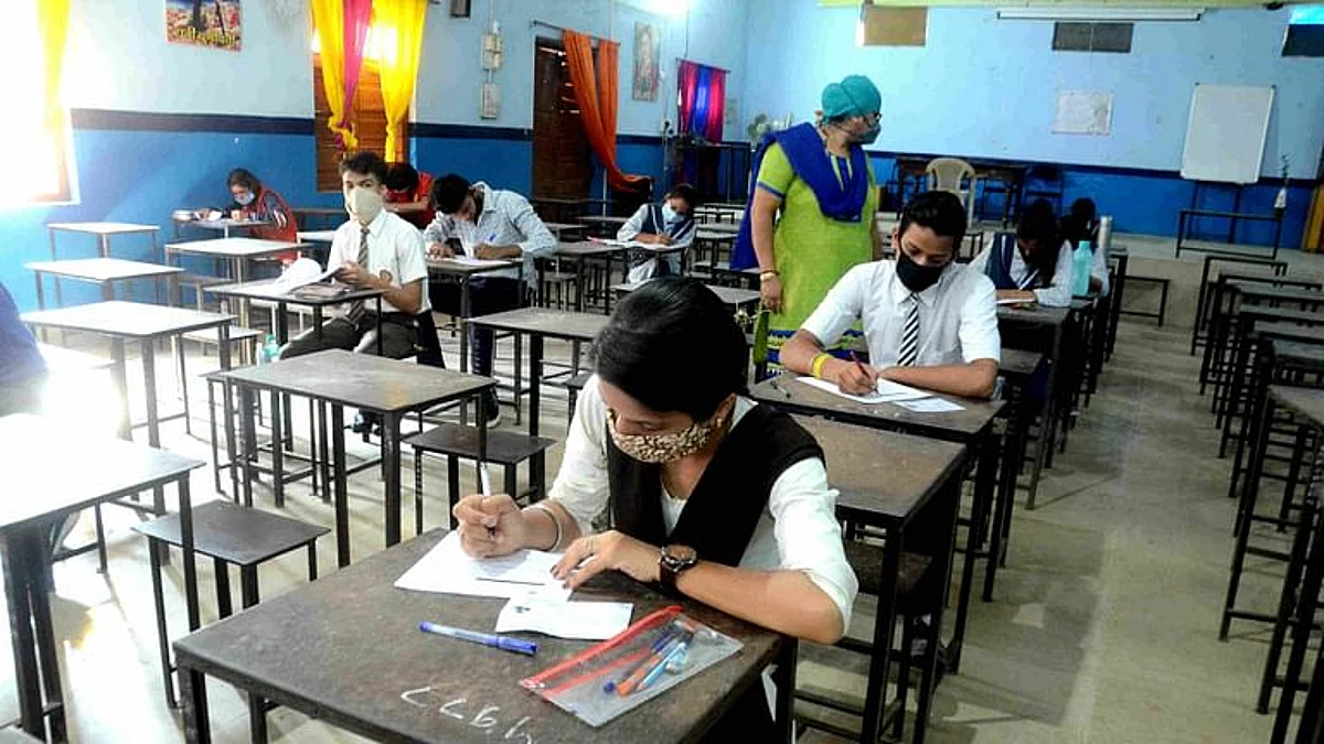 अतिवृष्टीमुळे CET परीक्षा देऊ न शकलेल्या विद्यार्थ्यांना पुन्हा परीक्षेची संधी