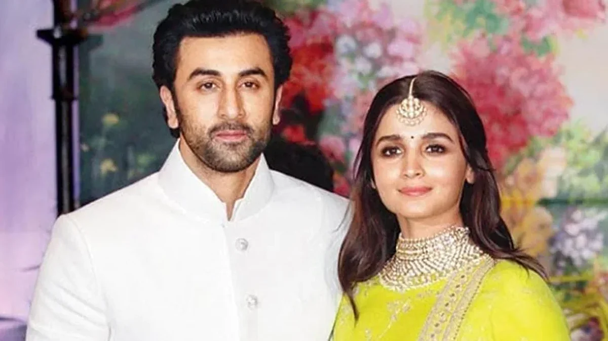 congratulations alia bhatt and ranbir kapoor welcome their baby girl fans and celebs showering love