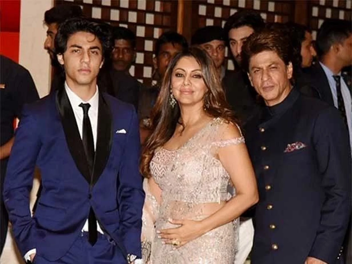 Gauri Khan Birthday: आपल्या आईच्या वाढदिवशी तरी आर्यन खान असणार का घरी?