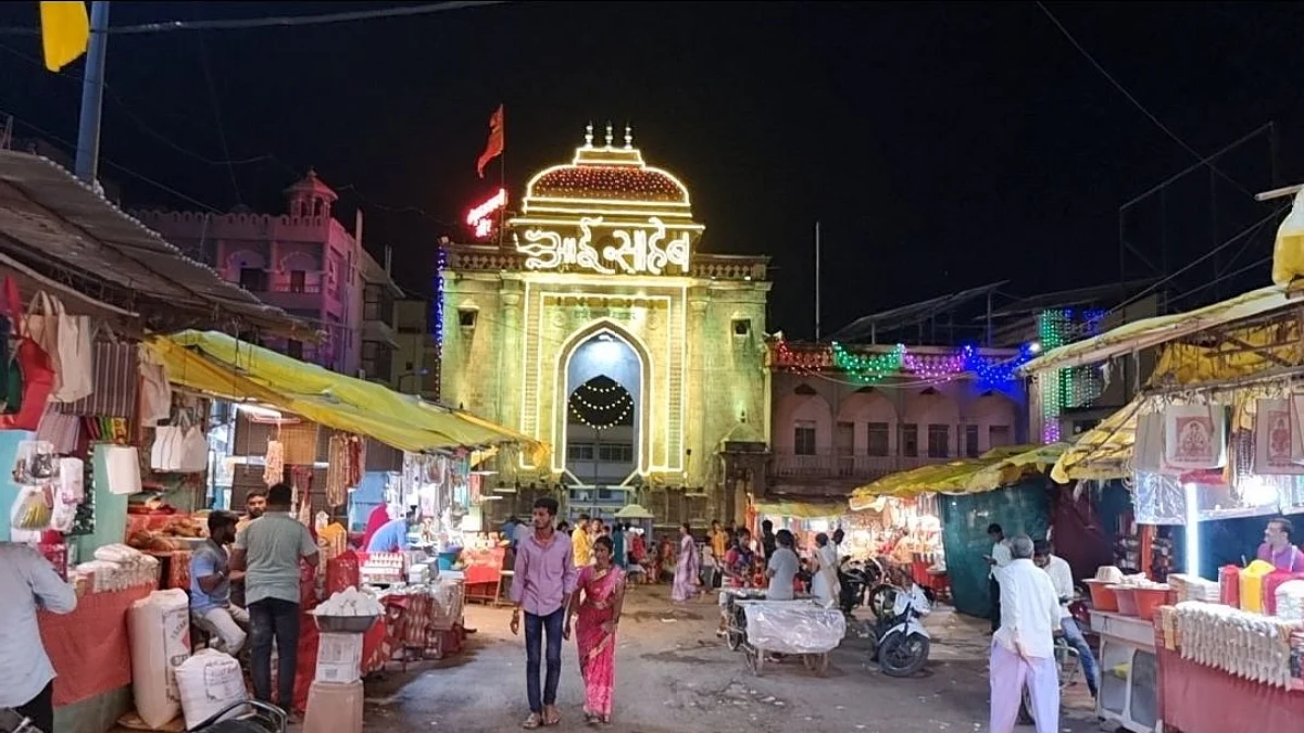 आई तुळजाभवानी मातेच्या दर्शनाला जाताय?; थांबा! आधी नियम तर वाचा...
