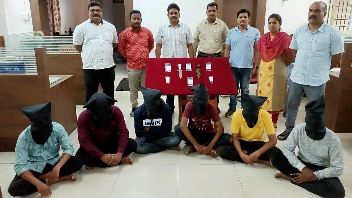 कोल्हापूर : व्यापाऱ्याला हनी ट्रॅपमध्ये अडकवत लाखो रुपयांना लुटलं, ६ जणांना अटक