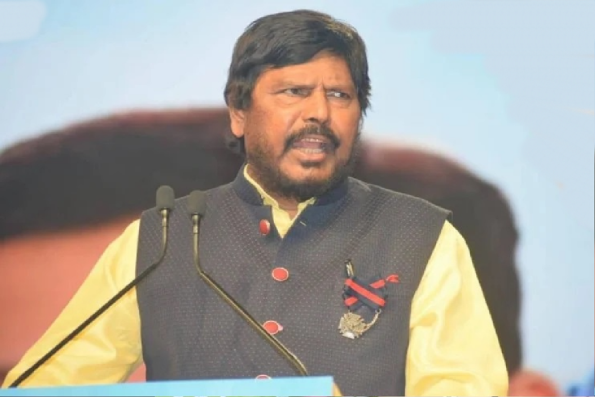 'शिवसेनेला पाच वर्षे मुख्यमंत्रीपद देऊन भाजपला..' केंद्रीय मंत्री रामदास आठवलेंचं मोठं विधान