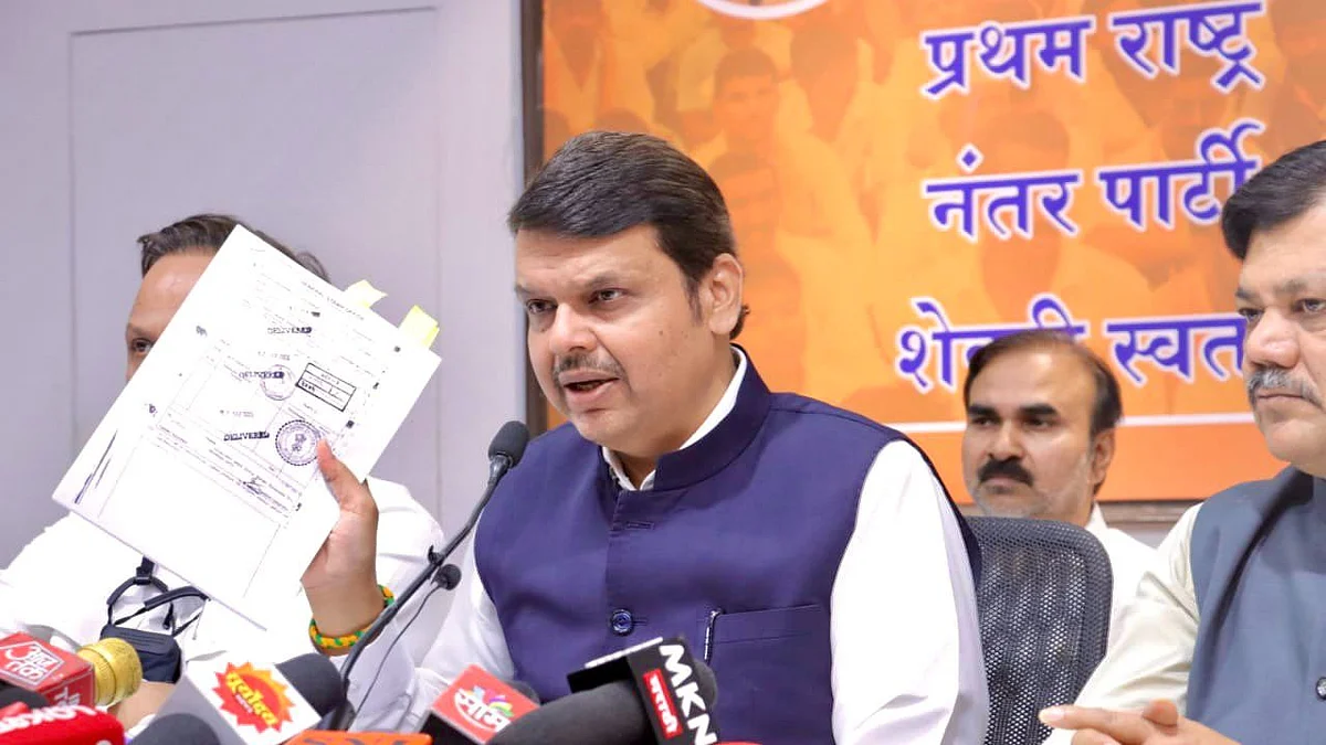 devendra fadnavis allegations against nawab malik underworld connection kurla land deal bjp vs ncp